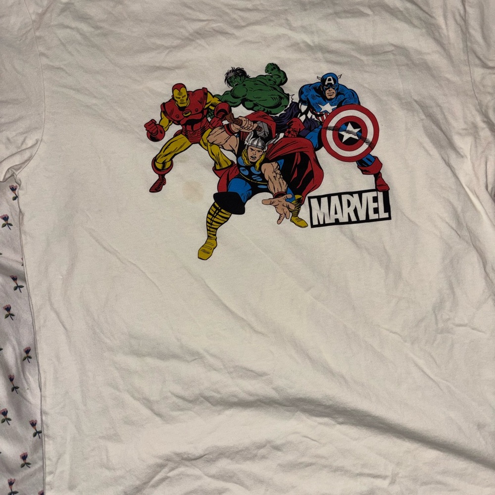 rare marvel avengers white tee